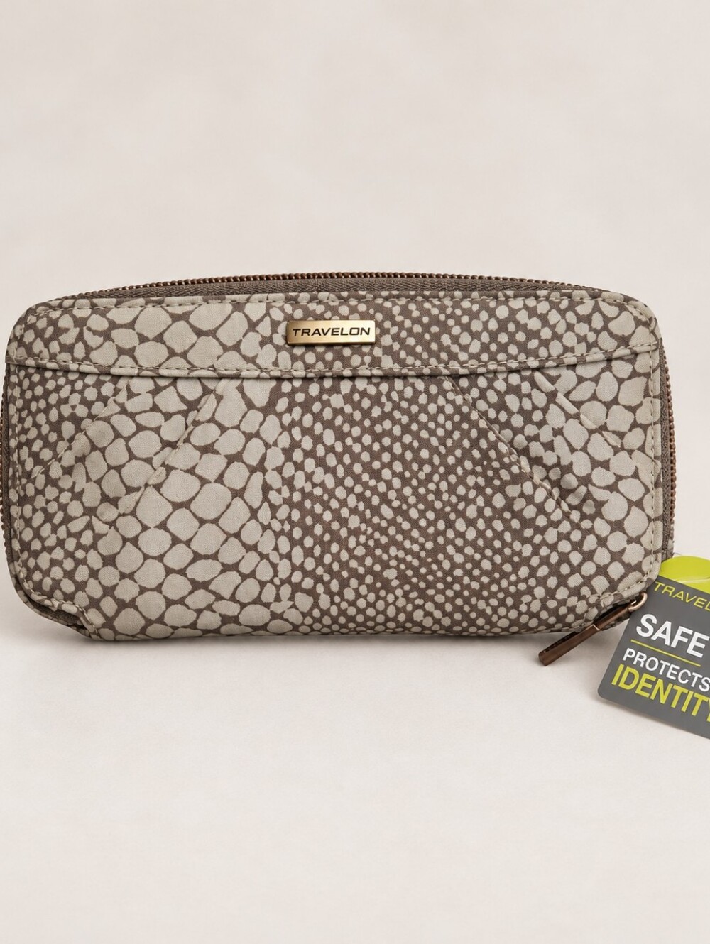 Travelon Wallet With Wristlet RFID NWT